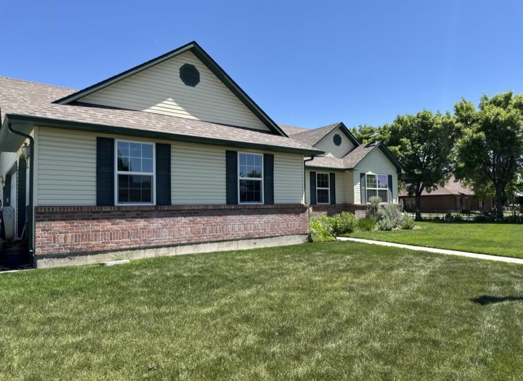 A clean Idaho Falls home with spotless windows after a TrueClear visit